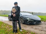 Een wens met "vleugeldeuren": Lamborghini Revuelto
