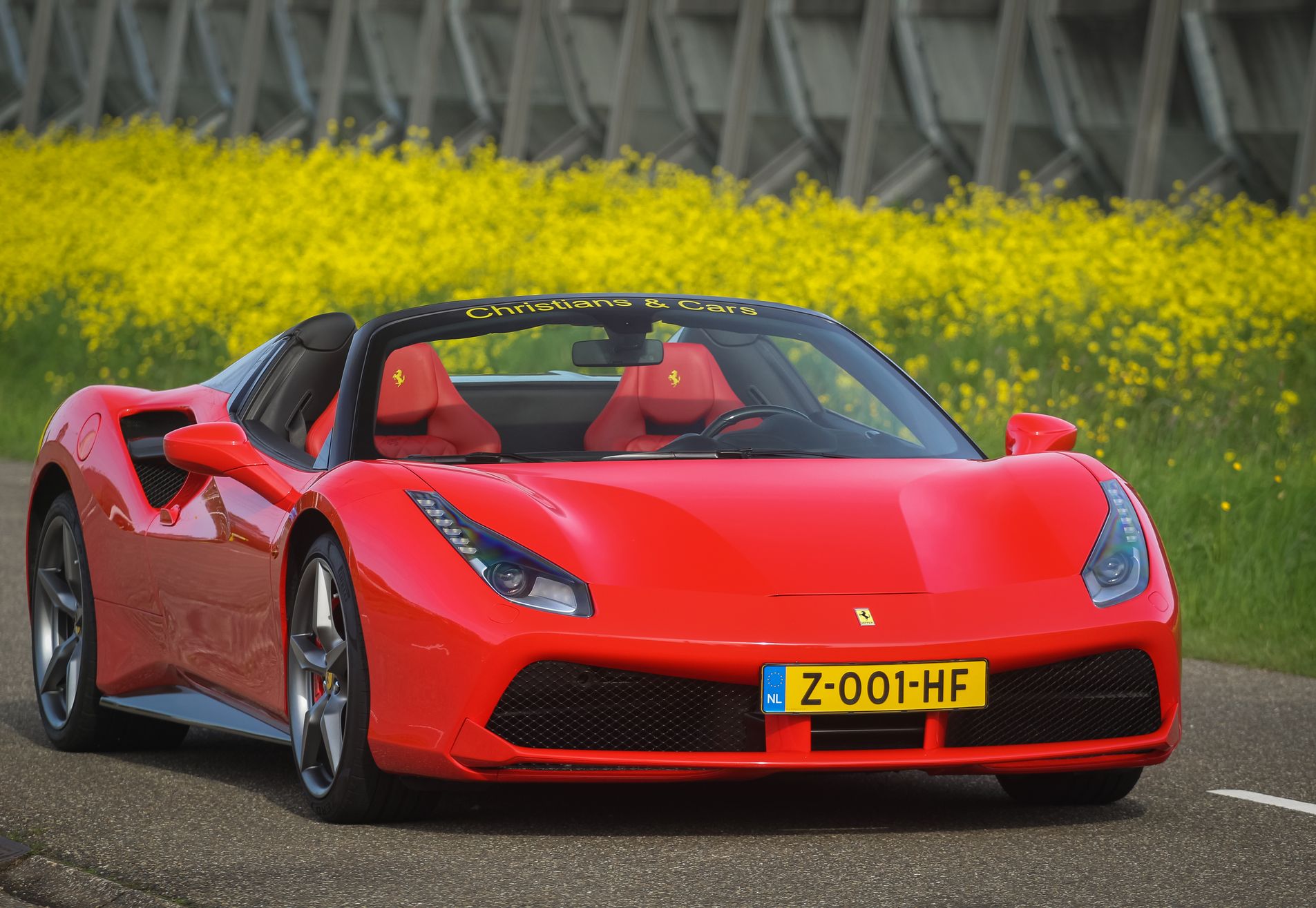 Ferrari 488 spider